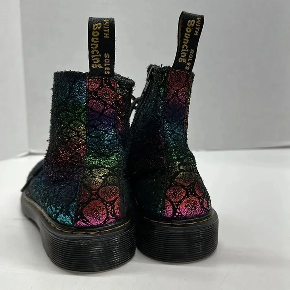 Dr. Martens Docs 1460 Pascal Rainbow Ombre Snake Print Lace Up Boots Women's 5 - Picture 5 of 9